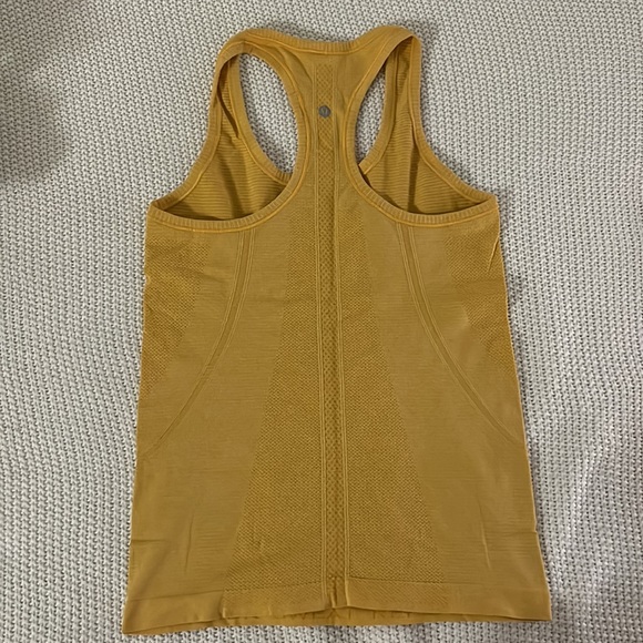 Lululemon swiftly tech racerback tank top - Picture 3 of 5